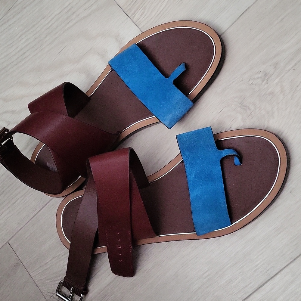 Vince Two-Tone Brown and Blue Leather Flat Sandals